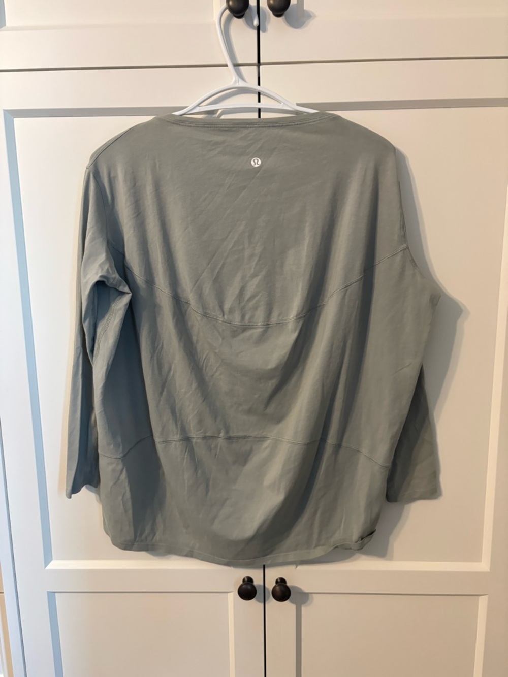 Lululemon Back In Action Long Sleeve Grey Sage Size 2 - Picture 2 of 4